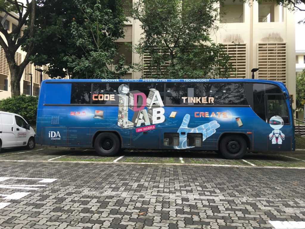 iDA Labs on Wheels